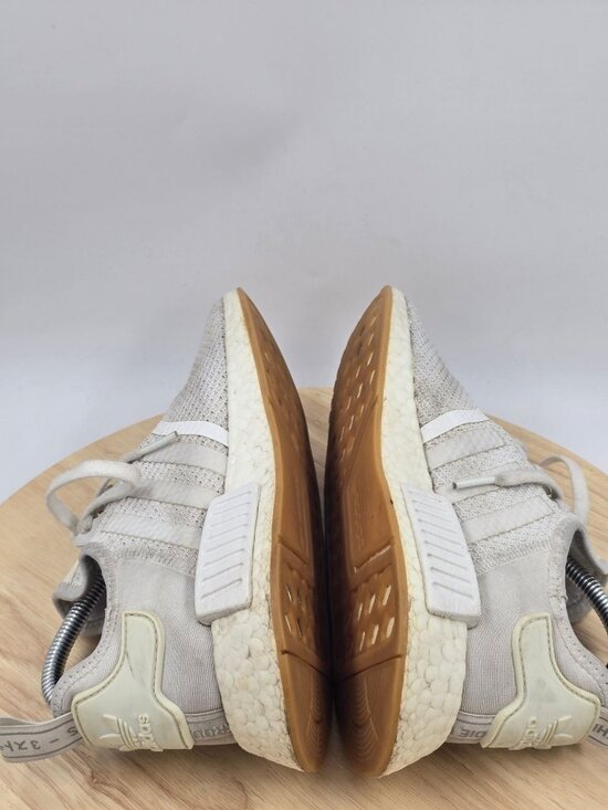 Adidas Originals Nmd_r1 Brand D96635 White Gum Running Shoes Mens Size 6 main image 6
